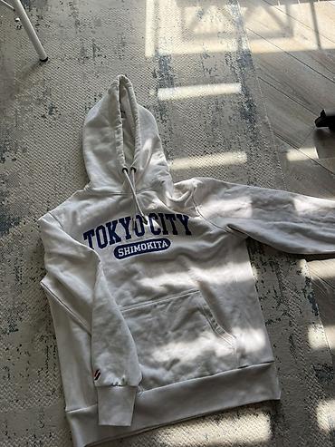 аниме вещи: Худи TOKYO CITY
SHIMOKITA (оригинал)
Размер(2XL) — 3