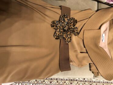 Kokteyl donlar: Ziyafet geyimi, qəhvəyi rəng 40 razmer, bir dəfə toya geyinilibdemek — 6