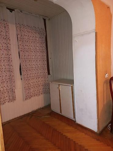 yaşmada: Yasamalda asan xidmetle uz uzə Kohnə tikili bina 4un 2i 1 otaqli orta — 8