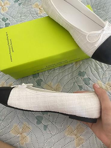 Туфли: Туфли, 40, Chanel, Новый, цвет - Белый, Платная доставка — 2