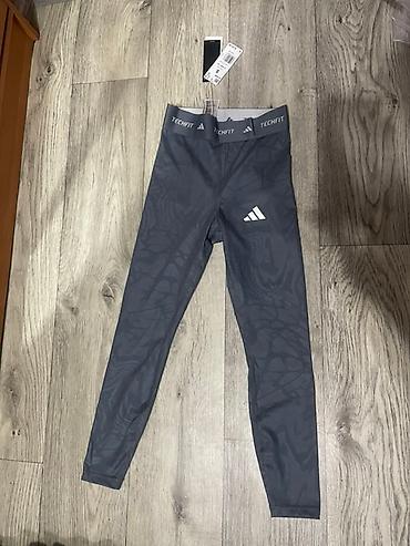 трико биксер: Леггинсы-компрессии Adidas Techfit - Модель: Adidas Techfit (логотип — 2