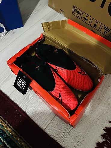 Спорт жана хобби: Футбольные бутсы Nike Phantom (серия без шнурков) для мягких/влажных — 2