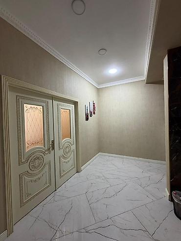 3 korona: 3 otaqlı, Yeni tikili, m. Xətai, 79 kv. m — 10