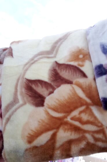 Ćebad i pokrivači: Ćebe — 26