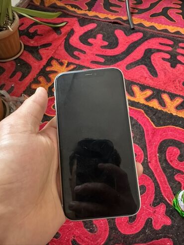 айпат 5 мини: IPhone 11, Колдонулган, 64 ГБ, Ак, Каптама, 73 %