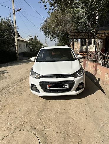 Chevrolet Spark: 2018 г., 1 л, Вариатор, Бензин, Хэтчбэк at lalafo.kg Chevrolet Spark: 2018 г., 1 л, Вариатор, Бензин, Хэтчбэк