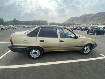 нексиага он эшик алды керек: Daewoo Nexia: 2007 г., 1.6 л, Механика, Бензин, Седан