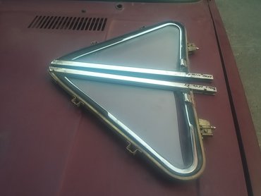 Auto delovi: Leptir staklo Lada Niva 1.6 za levo vrata. Polovno, ocuvano, skinute — 9