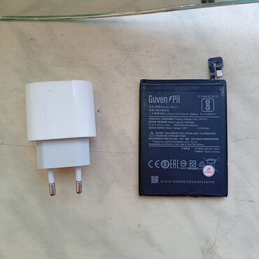 apple mouse qiymeti: Orginal iPhone adapter başlıqlı ve redmi batarekası təzə satılır