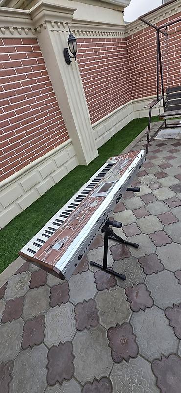 Sintezatorlar: Sintezator, Korg — 2