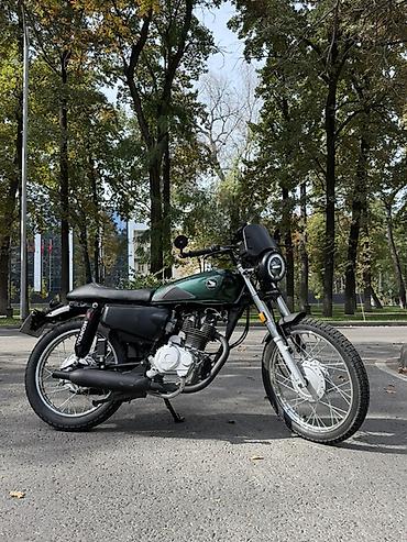 Классический мотоцикл Honda, 125 куб. см, Бензин, Взрослый, Б/у at lalafo.kg Классический мотоцикл Honda, 125 куб. см, Бензин, Взрослый, Б/у