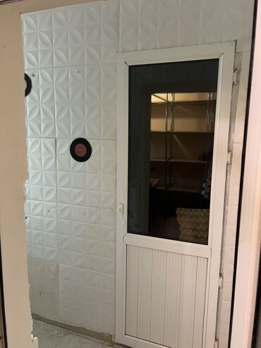 Gitaralar: Səsizləşdirilmiş mini studiya lalafo.az -da Gitaralar: Səsizləşdirilmiş mini studiya