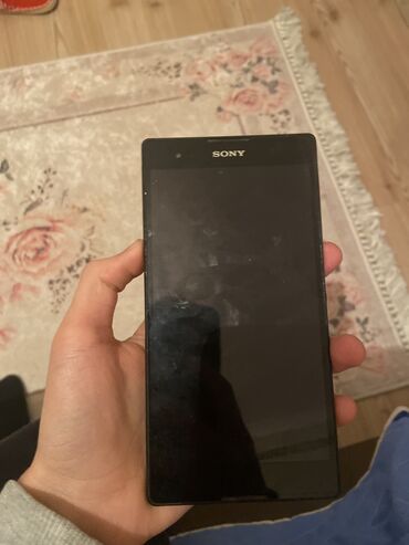 sony a6000: Sony Xperia Zl, 2 GB, rəng - Qara, Qırıq, İki sim kartlı