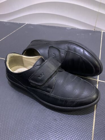 Другая мужская обувь: Кожаная обувь для подростков Мокасины лёгкие, удобные с липучкой