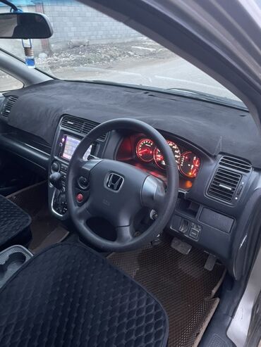 Honda: Honda Stream: 2002 г., 2 л, Автомат, Бензин, Минивэн — 6