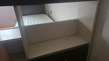matras islenmis: Oğlan və qız üçün, İşlənmiş, Çarpayı, Matras ilə, Siyirməsiz, Laminat — 6
