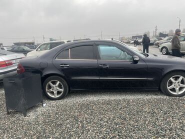 Mercedes-Benz: Mercedes-Benz E-Class: 2002 г., 2.7 л, Автомат, Дизель, Седан — 6