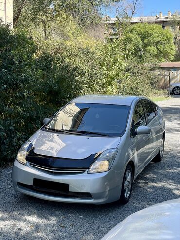 обмен на r15: Toyota Prius: 1.5 л | 2007 г. | Седан