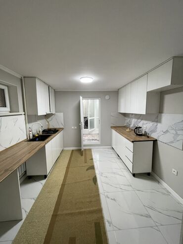 Отели и хостелы: Продаётся действующий хостел + 3 квартиры на одной территории — 15