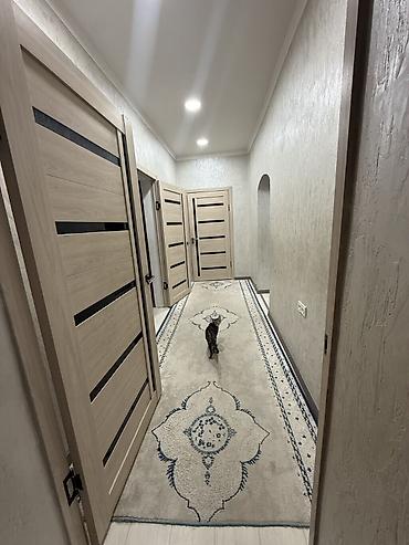 Кыймылсыз мүлк: 🏡 Продаётся 5-комнатный дом 📍 Кара-Балта, район Военкомата 🏠 Площадь — 1
