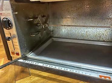 iris tv: Burg Motorgrill 2000 – električni roštilj/pećnica sa ražnjem - Model — 2