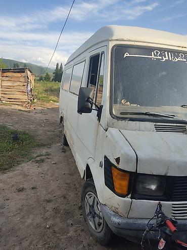 daf даф: Mercedes-Benz Спринтер: 1989 г., 2.9 л, Механика, Дизель, Бус — 3