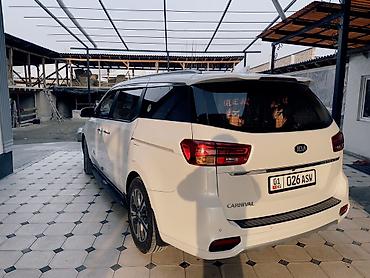 Kia: Kia Carnival: 2018 г., 2.2 л, Автомат, Дизель, Минивэн — 14