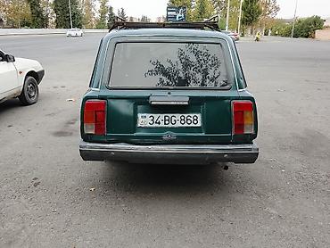 klassik maşınlar: Model: VAZ 2104 (universaI kuzov) Rəng: Tünd yaşıl Yanacaq növü — 4