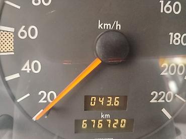 mercedes benz 208 d: Mercedes-Benz 220: 2.2 l | 1995 il Sedan — 8