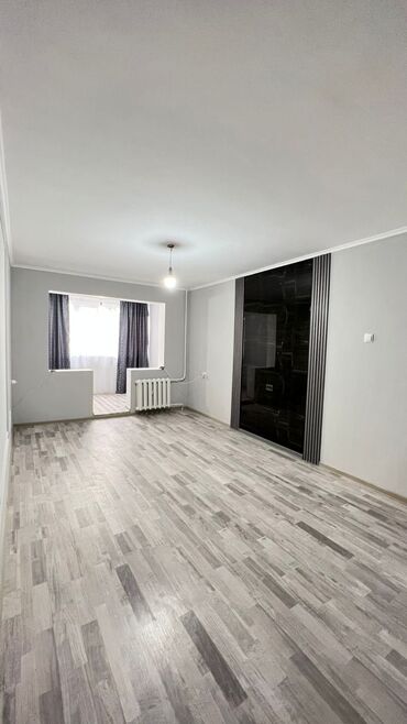 пустая квартира: 3 комнаты, 64 м², 104 серия, 1 этаж, Косметический ремонт