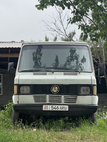 Mercedes-Benz: Mercedes-Benz : 1988 г., 3 л, Механика, Дизель, Фургон