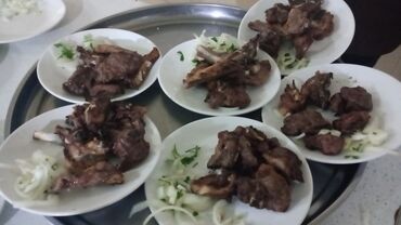 Aşpazlar: Manqalçı, kababçı, 45 il, 6 ildən artıq təcrübə — 12