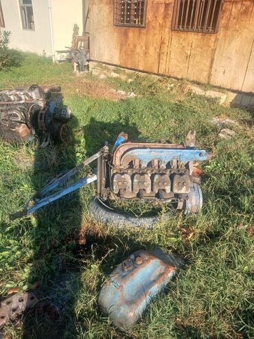 Motor üçün digər detallar: Məhsul: Dəmir tökmə mühərrik bloku və əlavə mühərrik hissələri — 15