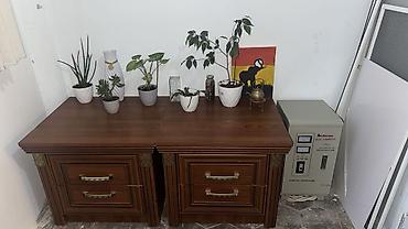 qoz ceken: Çarpayı masası / тумба / 2 əd cəmi 50 man - Material: ağac — 2