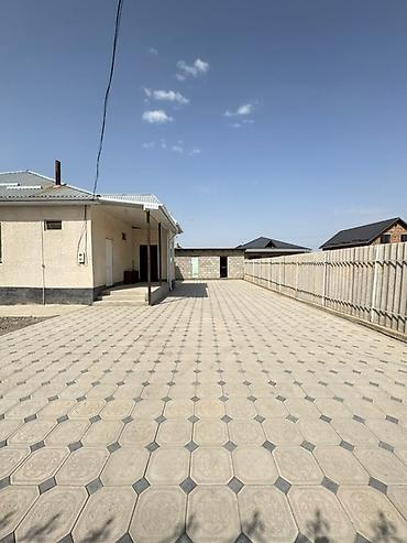 Продажа коттеджей и домов: ✨Продаётся уютный кирпичный дом в г. Шопоков✨ 🏡 — 2