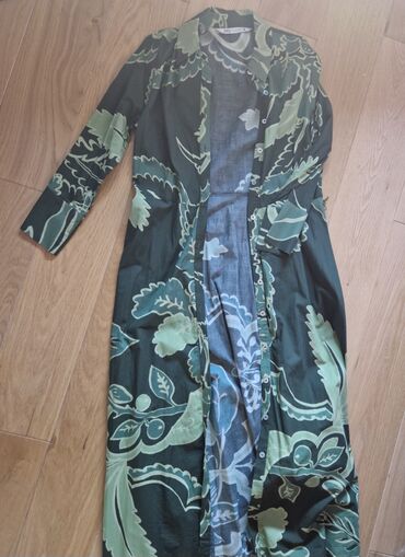 haljina midi duzina: Zara M (EU 38), bоја - Šareno, Drugi stil, Dugih rukava
