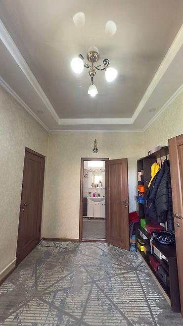 Продажа коттеджей и домов: 📍ул. Макмал 🔘4-комнаты 🔘2 этажа 🔘296,8м² Продаётся двухэтажный дом — 21