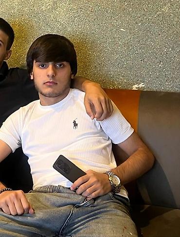 şifon kofta modelleri: Ofsiyant işi axtarıram caycıda ve yaxud ofsiyant işi olsun — 1