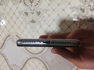 iphone arxa şüşə: IPhone x arxa kricka cat face id islemir ekran pil deysib pil — 3