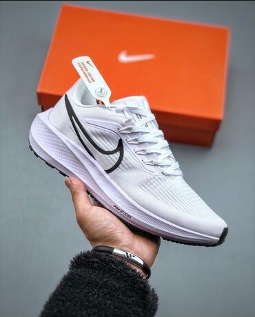 Другая мужская обувь: Nike Air zoom
