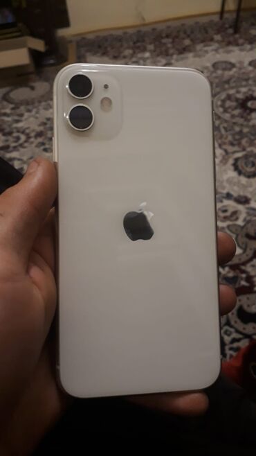 Apple iPhone: IPhone 11, 64 ГБ, Белый, Face ID