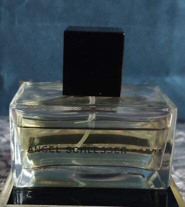 Ətriyyat: Yves Saint Laurent, Lancome, Dior, Chanel, Cerruti, Mexx, Korloff — 9