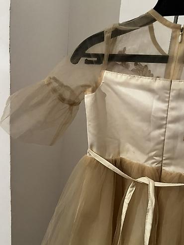 Платья: Детское платье, цвет - Бежевый, Б/у — 9