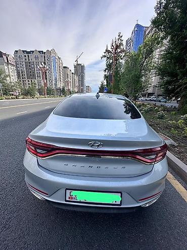 gra: Hyundai Grandeur: 2017 г., 3 л, Автомат, Газ, Седан — 5