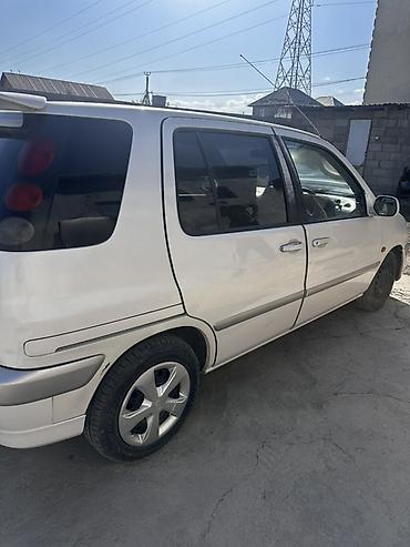 toyota hiace цена: Toyota Raum: 2001 г., 1.5 л, Автомат, Бензин, Минивэн — 3