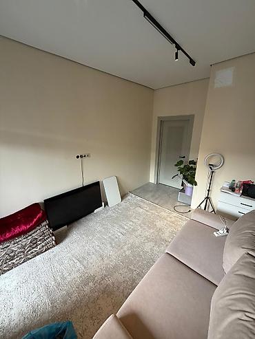 Продажа квартир: 1 комната, 49 м², Элитка, 8 этаж, Евроремонт at lalafo.kg — 8 Продажа квартир: 1 комната, 49 м², Элитка, 8 этаж, Евроремонт — 8