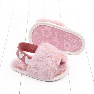 vesna papuce: Fashion slippers, Size - 17.5