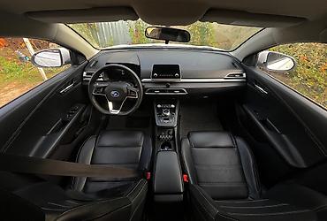 BYD: BYD E3: 2021 г., Электромобиль, Седан — 4