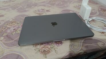 макбук про м2 про: Ноутбук, Apple, 16 ГБ ОЗУ, Apple M1 Pro, 13.3 ", Б/у, Для работы, учебы, память SSD