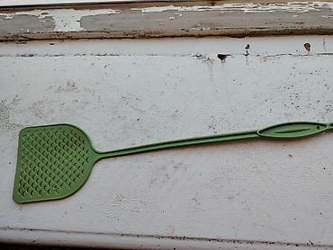 Yaşıl rəngli milçək vuran - Material: yüngül və möhkəm plastik - Uzun